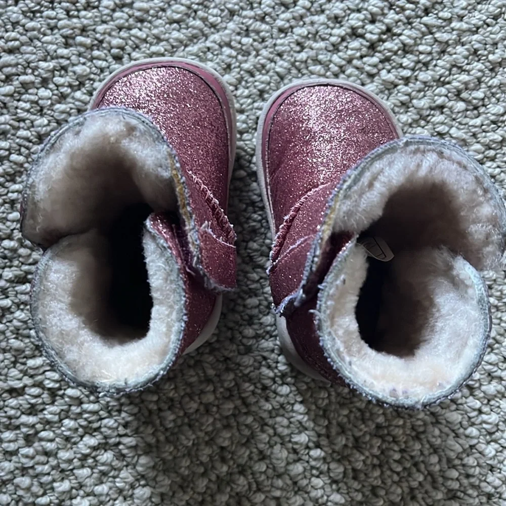 Baby Ugg Keelan Boots Size 2/3